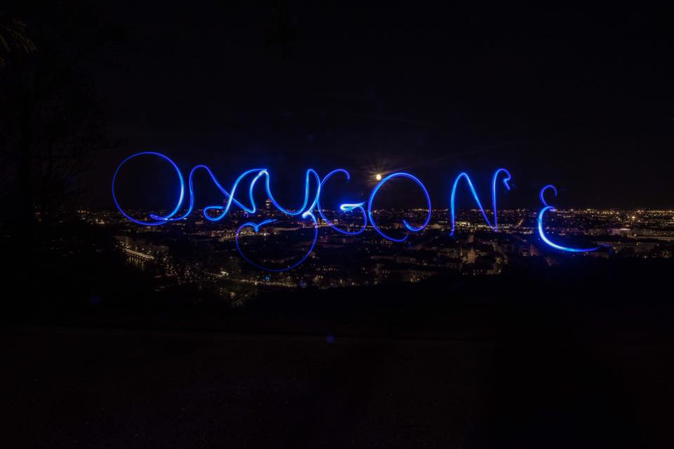 Oxygone Esther Coudour lightpainting